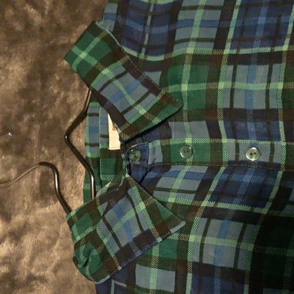 plaid button-up mid-sleeve top - Picture 5 of 6